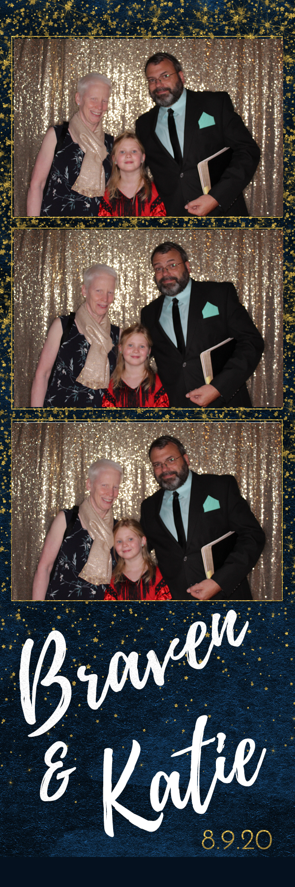 Katie and Braven’s Wedding | View more photos from the event at gallery.photoboothbillings.com/u/PhotoBoothBillings/Katie-and-Braven’s-Wedding